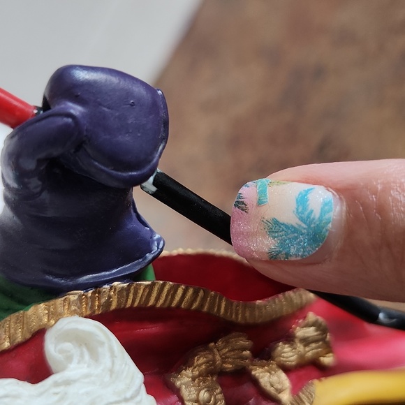 Lenox Bearing Wondrous Gifts Lynn Bywaters Santa 1998 - Picture 13 of 17